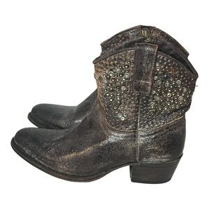 FRYE Deborah Studded Short Boots